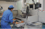 Flat surface grinding machine